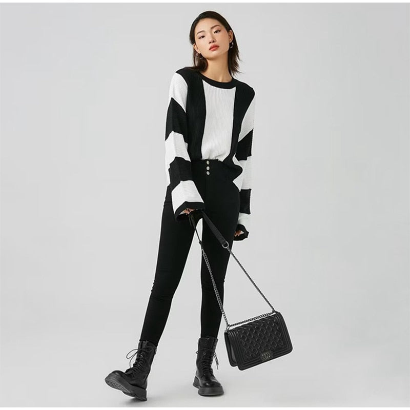 Llyge 2023 Autumn Winter Women Fashion Loose Knitted Sweater Pillover Female Vintage Wide Sleeve O Neck Lady Pullovers Tops