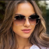 Llyge 2023 Square Rimless Sunglasses Women Luxury Brand Designer Summer Red Glasses Fashion Sun Glasses For Men UV400 Shades Oculos