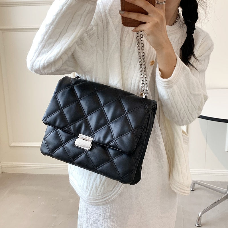 Graduation Gift  Quilted PU Leather Small Crossbody Bags for Women 2023 Winter Fashion Chain Shoulder Purses Lady Luxury Designer Handbags Clutch