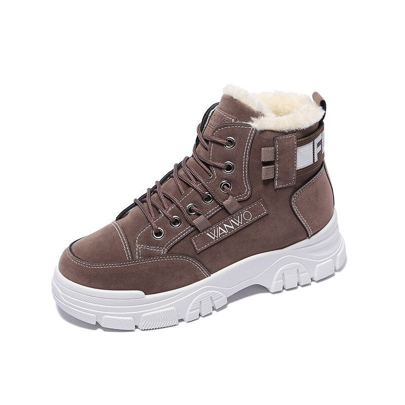 Llyge 2023 Snow Boots Women Cotton Shoes Warm Plush Fur Ankle Boots Winter Female Slip on Flat Casual Platform Sneakers Light Footwear
