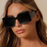 Llyge  2023 Square Clear Shades Sunglasses Woman 2023 Big Frame Rectangle Sun Glasses For Women Fashion 2023 Designer UV400 Eyewear