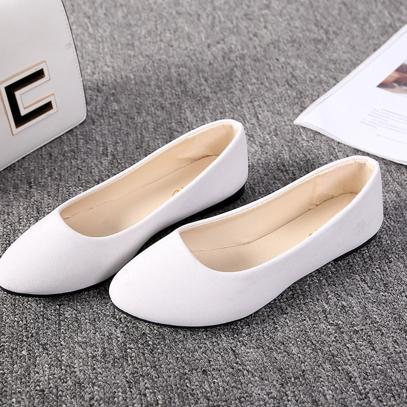 Llyge Slip On Women Flats Shoes Candy Color Pointed Toe Female Loafers Large Size Shoes Woman Spring Flock Ladies Ballet Flats WSH2214
