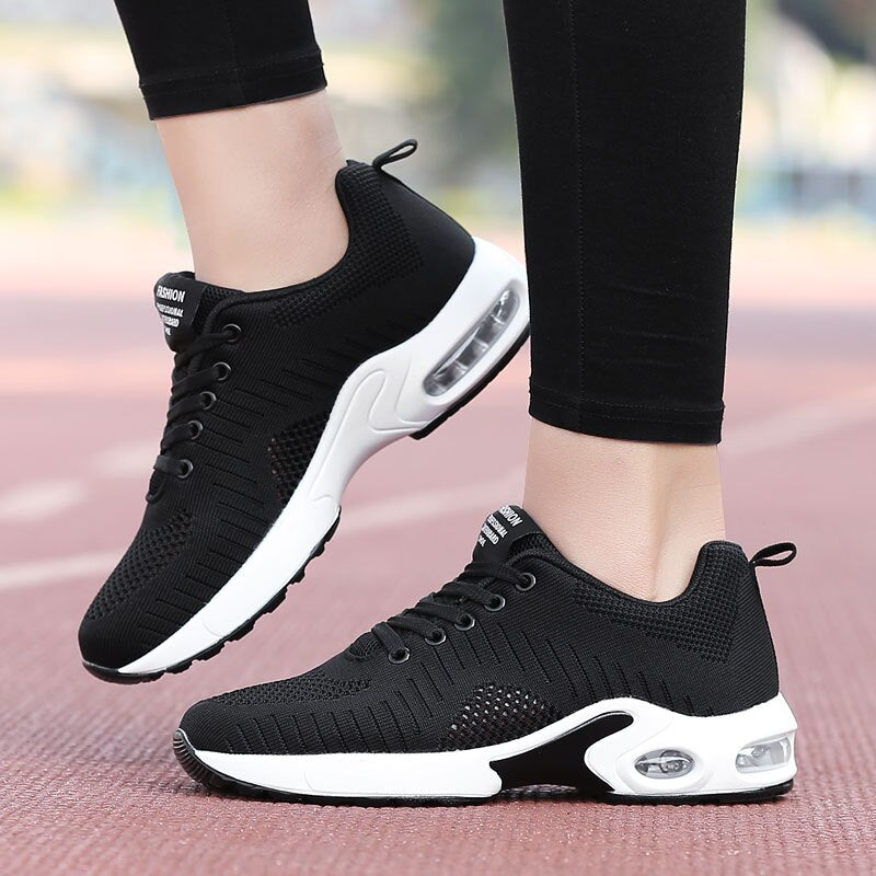 Llyge 2022  Platform Ladies Sneakers Breathable Women Casual Running Shoes Woman Fashion Height Increasing Sport  Plus Size 35-42