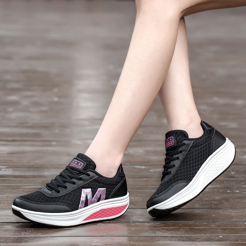 Llyge 2022 New Women Chunky Rocking Shoes High Quality Breathable Ladies Platform Sneakers Chaussures Femme  Zapatillas De Mujer