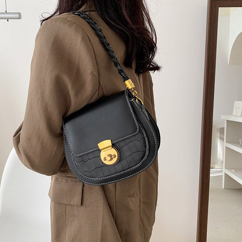 LLYGE 2022New Trendy Fashion Ladies Messenger Bag Western Stone Pattern One-Shoulder Underarm Saddle Bag High-Quality Small Bag Female