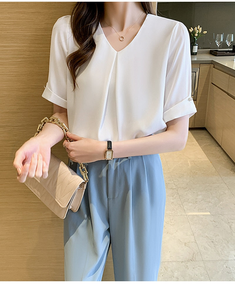 Llyge Elegant Pullovers Tops Shirts Women Chic Cuff Design Beaded White Shirts Work Wear V Neck Short Sleeve Female Blouse 2023 Summer
