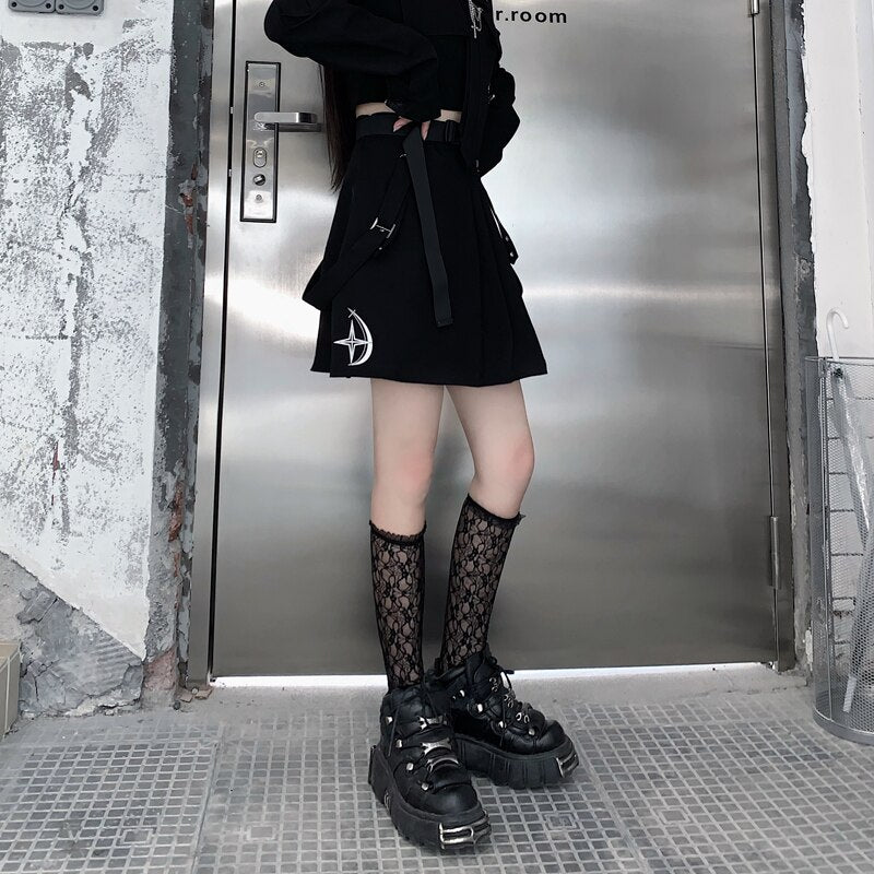 Llyge Black Pleated Skirt Women Print Pattern High Waist Slim Belt A Line Skirt Street Girl Gothic Style Plus Size Fashion New