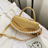 Llyge  Graduation party  Crocodile Pattern Female Pearl Chain Handbag Triangle Cover Single Shoulder Messenger Bag New Trendy Luxury for Women Clutch Bag
