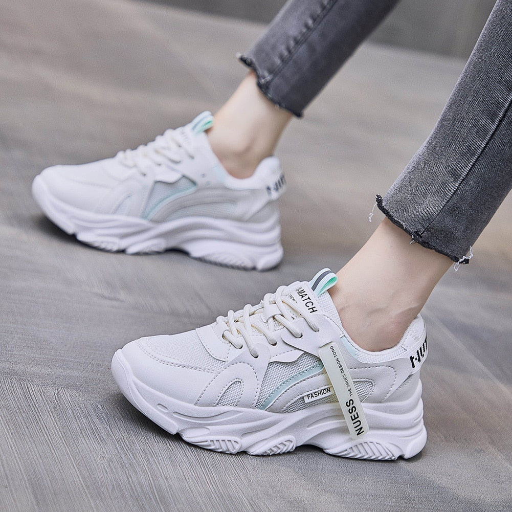 Llyge 2023 Women Sneakers Autumn  Outdoor Casual Running Sports Shoes Fashion Mesh Breathable White Platform Shoes Tenis Feminino