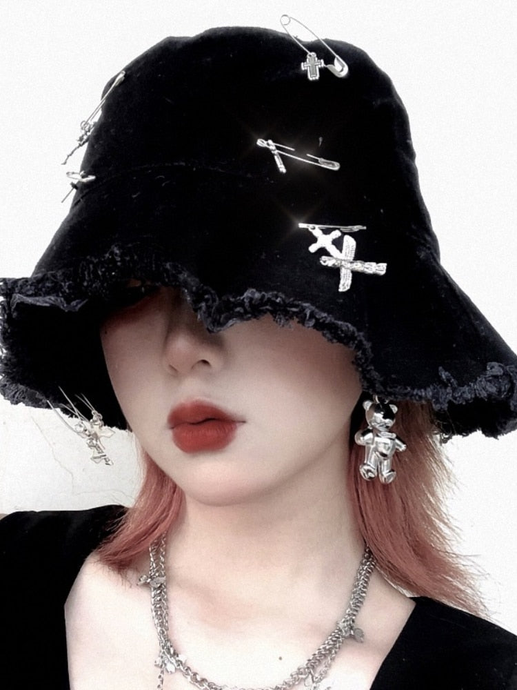 Llyge Halloween Harajuku Women Punk Cross Decorative  Fisherman Hat Sun Hat Gothic Girls Hat Unisex Hip Hop Y2K Canvas Hat