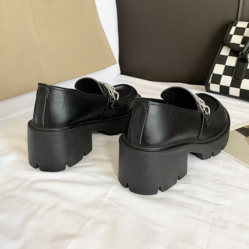 Llyge 2022 Female Shoes Women Fashion Mary Janes Round Toe Metal Loafers Oxfords Shoes Casual Ladies Heels Sneakers Shoes For Women
