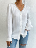 LLYGE Lace Trim V-Neck Long Sleeve Shirt